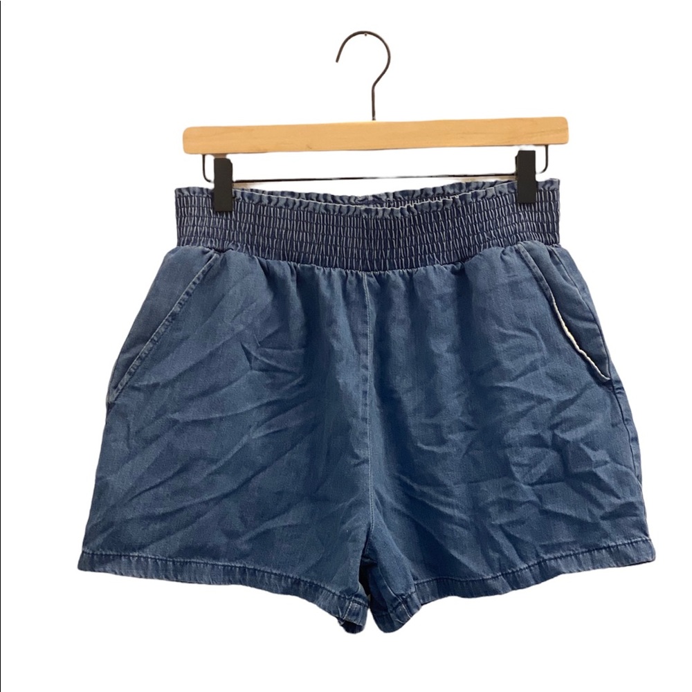 High waisted shorts